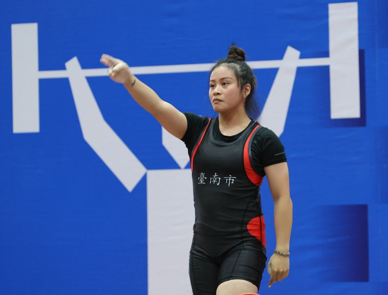 方莞靈 舉重選手形象照