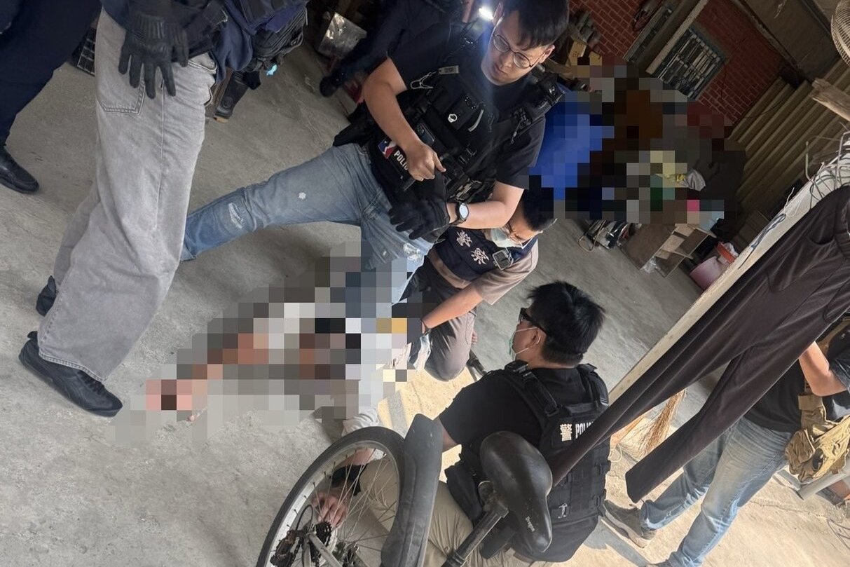 百果山命案嫌犯遭警方圍捕畫面相關照片